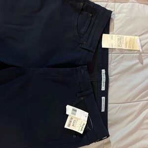 Dark blue, Jones New York Curvy Ankle pants. 20W. New with tags.